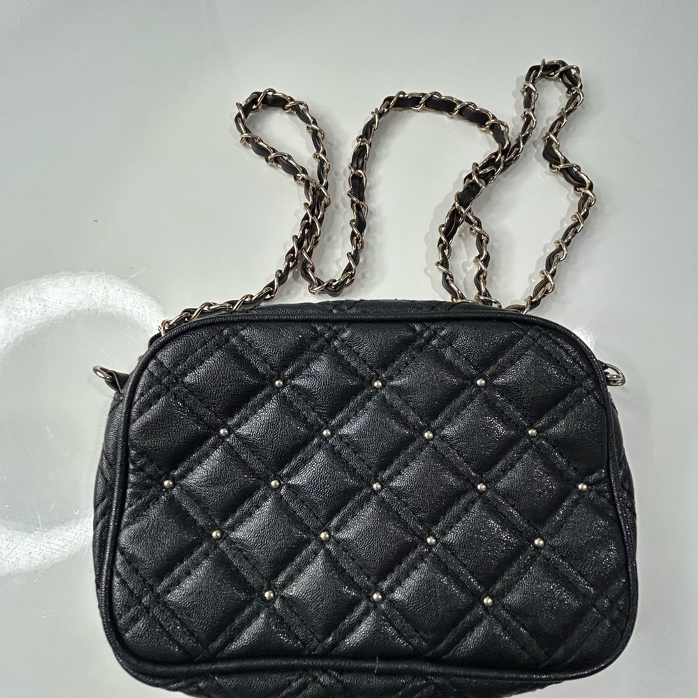 Black Quilted Chain Shoulder Bag